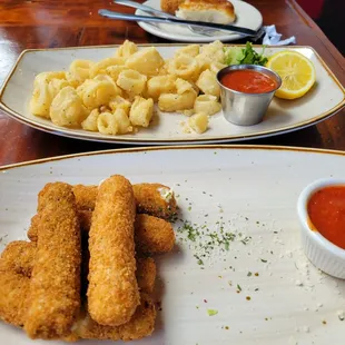 Calamari and cheese sticks