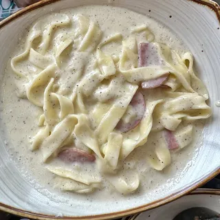 Fettuccine Carbonara