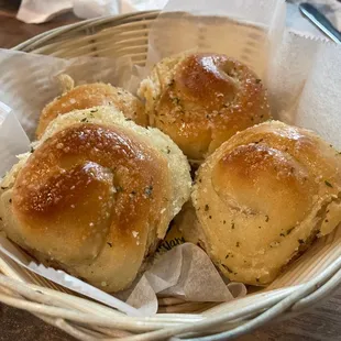 Garlic rolls