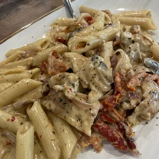 Roma's Spicy Chicken and Shrimp