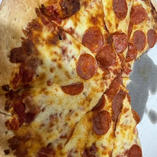 Pepperoni pizza