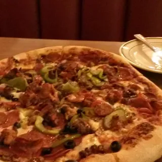 Romas Special Pizza
