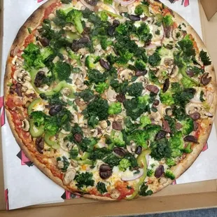 Veggy pizza,ultra thin
50% less fat and 60% less carb.