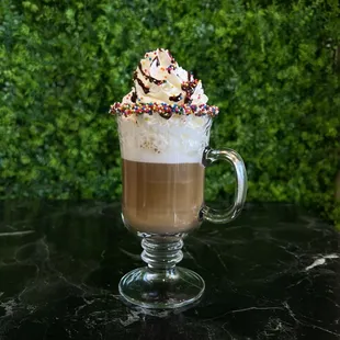 drink, dessert