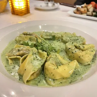 Tortelloni al Pesto