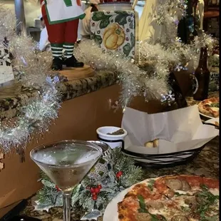 ROMEO CUCINA, Laguna Niguel, California!  All Decked Out for the Christmas 2023 Holidays!