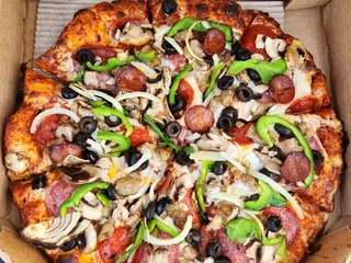 Round Table Pizza