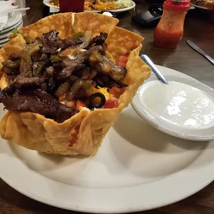 Fajita Steak Taco Salad