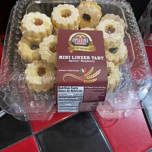 food, donuts, dough desserts