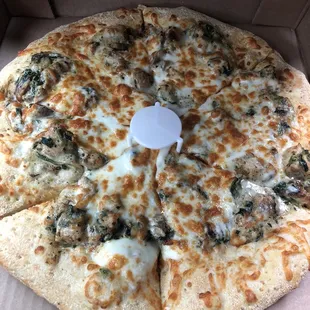 Chicken Alfredo Pizza