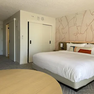 Image of the room, from the balcony