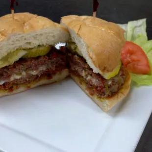 Romer&apos;s Juicy Lucy