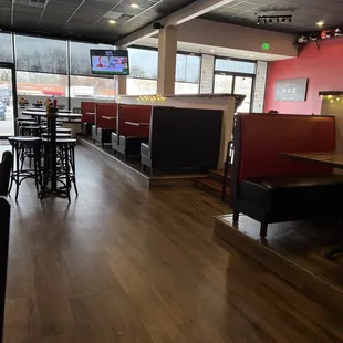 Empty and still no service