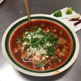 Amazing quality bread, tamales, menudo, and customer service. Bakery is always clean and welcoming. Highly recommended!