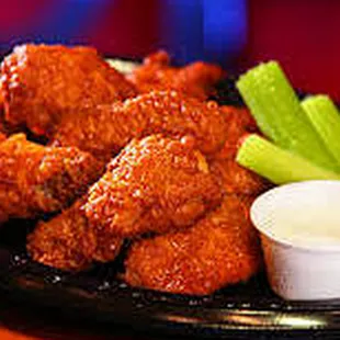 buffalo wings with celery