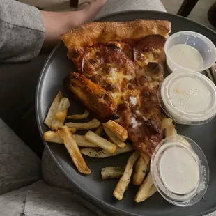 Real Buffalo Wings, The Olympian Pizza Greek Fries