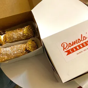 Yummmm cannolis!