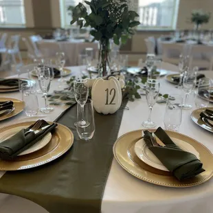 October 2022 Wedding table photo #2