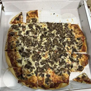 Sausage and mushroom regular crust