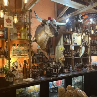 bar