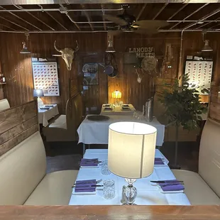 Dining table/booth