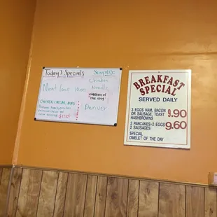 breakfast specials on the wall