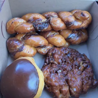 Apple Fritter