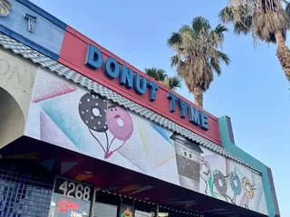 Donut Tyme