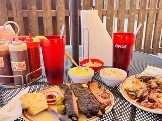 Smokin' Joe's Ribhouse