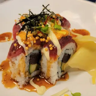 GORGEOUS BLUEFIN ROLL