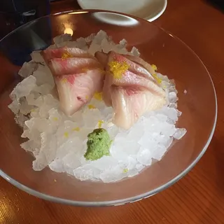 Hamachi Sashimi