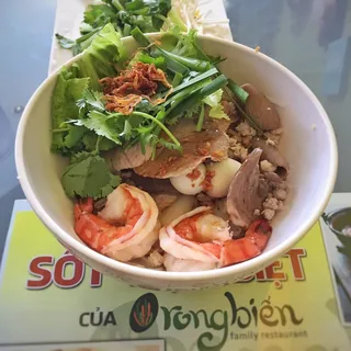 Hu Tieu Mi Dac Biet