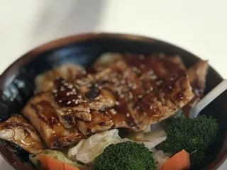 Maki Yaki Japanese Grill - Whittier Quad