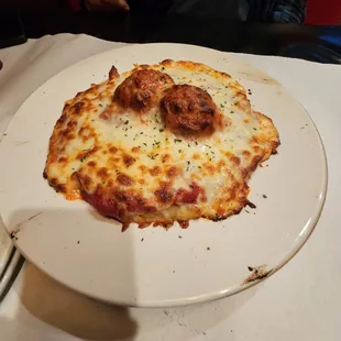 Baked mostaccioli w/meatballs