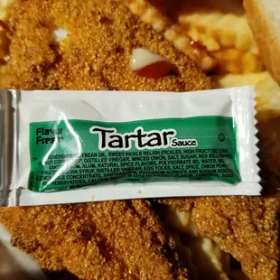 Minus 2 stars for serving generic premade tarter sauce. That is an abomination next to good catfish.