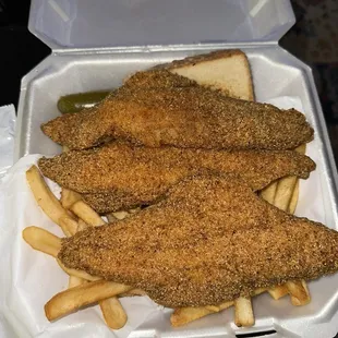 4 piece catfish with no bones. Comes with fries, pickles, toast, and a jalapeno.