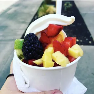 This is the Mango With custard soooo yummy.