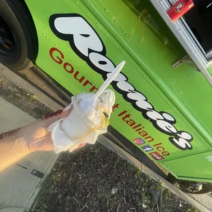 20/10 best ice cream I've ever had DEFINITELY recommend! Also they're supper cool!