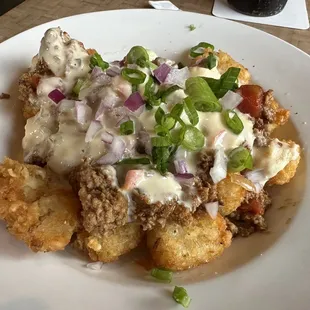 Chili cheese tater tots