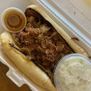 Pulled pork sandwich