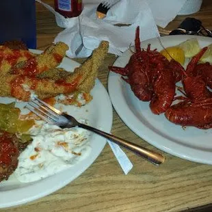 food, chicken wings and fried chicken