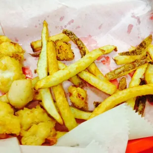 Kids chicken with fries