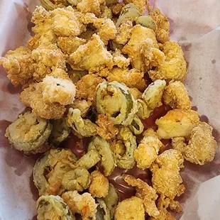 Fried jalapeños, chicken and fries basket.