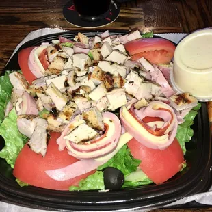 Antipasto salad with chicken