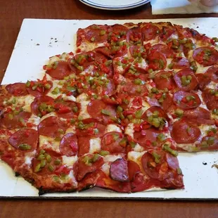 food, pizza