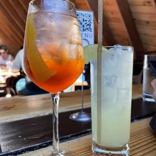 Aperol peach cocktail + mojito