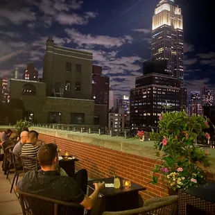 the empire building in the background