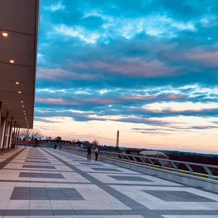 a view of the washington monument