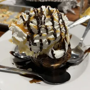 Cookie with ice cream- great