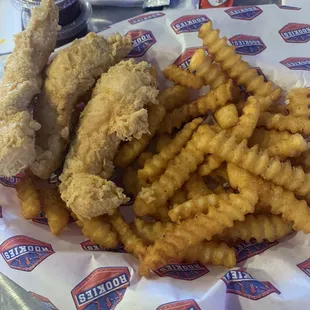 Chicken strip CHICKEN TENDER BASKET